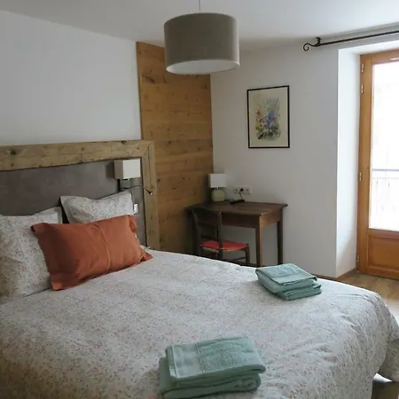 Chalet Tsare Apartment