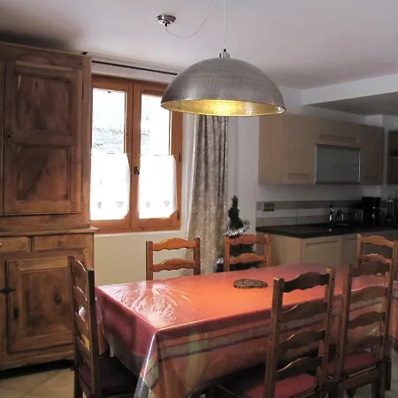 Chalet Tsare *