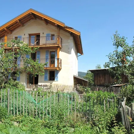 Apartment Chalet Tsare *